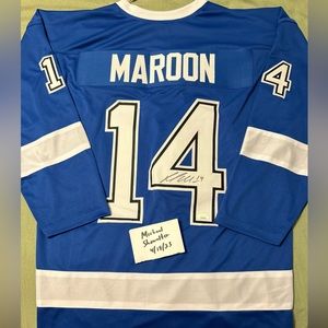 Patrick Maroon (Tampa Bay Lightning) Autographed Jersey w/ JSA coa